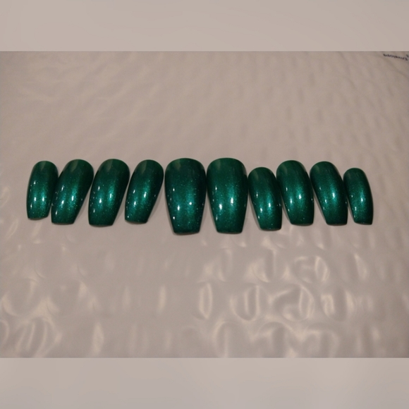 Press on nails long coffin green - Picture 4 of 4
